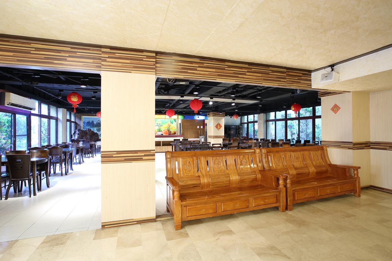 Chiayi Crown Hotel Exteriér fotografie